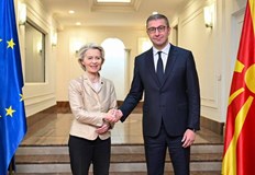 Председателят на ЕК определи конституционната промяна като единствена стъпка преди