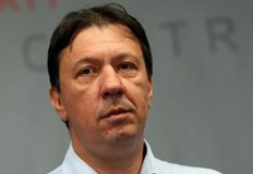 Бившият енергиен министър предупреди че не одобрят сделката за Лукойл