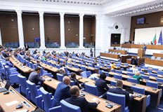 Парламентът ще гласува промени в Закона за лечебните заведенияНародното събрание