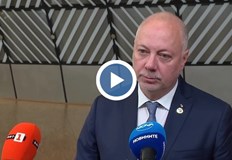 Премиерът коментира американските санкции срещу руската петролна компания от БрюкселГоляма