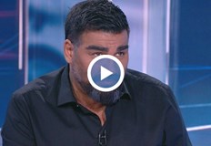 Певецът разказа как на 7 години е извадил нож да