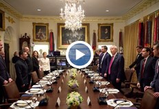 Дипломатически детайл привлече внимание на фона на важните преговори между