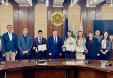 Вероника Илиева Елена Йорданова и Христо Христов получиха отличието за