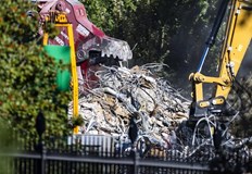 123 годишната сграда изчезна за три дни за да се построи