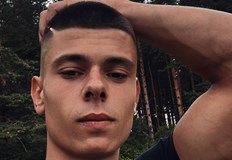 Моля те помогни ми… аз умирам Момчето почина след сблъсък