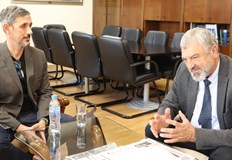 Възпитаници на НУИ Проф Веселин Стоянов ще представят България и