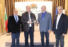 Реставрацията на оригиналната гробница продължи три години с помощта на