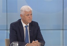 Бившият служебен министър на отбраната заяви че управляващите проявяват нахално