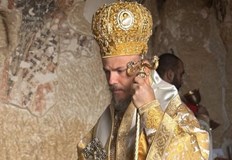 Богослужението в обителта Свети Архангел Михаил събра български и румънски