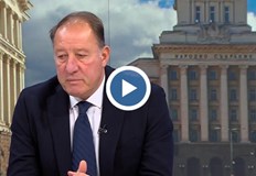 Повечето пари в армията решават проблема с некомплекта заяви бившият