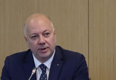 Коалиционните партньори ще решават дали партията на Пеевски да участва