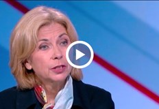 Политически анализатори виждат вътрешна ерозия на управляващата коалиция и нови