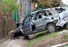 69 годишната жертва е починала на място нарушителят е задържанЖена на