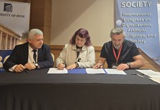 Академик Христо Белоев и доц Десислава Атанасова подписаха меморандум за