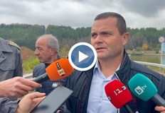 Изпускането ще продължи през механизма на съоръжениетоДигата на язовир Николово