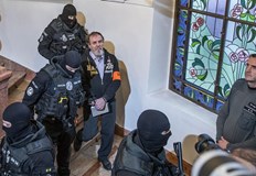 72 годишният поет Юрай Цинтула е признат за виновен в тероризъмСпециализираният