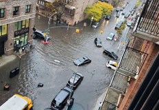 Валежите счупиха рекорди от 1917 годинаПроливен дъжд и силен вятър