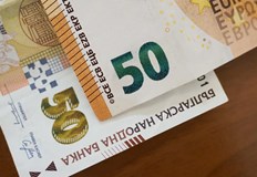 Заведенията се подготвят за новите правила при плащания от полунощ