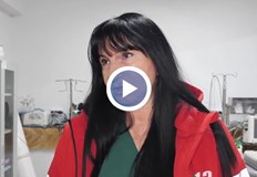 Блъснаха я в стената падна и изгуби съзнание след агресията