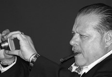 Прощаваме се с журналиста и художника на 2 ноември в