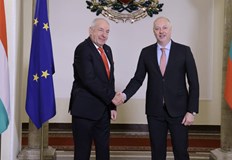 Премиерът и унгарският президент обсъдиха бъдещо сътрудничество и международните предизвикателстваБългария