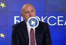 Експертът от БНБ предупреди за риск от румънски сценарий със