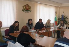 Ще строят комбинирани игрища за футбол волейбол и баскетболОбщинският съвет