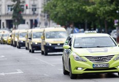 Поскъпването влиза в сила от началото на 2026 годинаТаксиметровите услуги