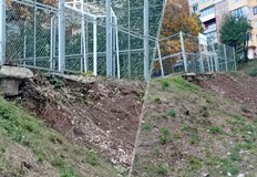 Проливните дъжди от началото на ноември причиниха няколко свлачища в