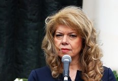 Вицепрезидентът отправи остра критика към управлениетоВицепрезидентът определи като маневра ситуацията