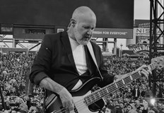 Музикантът който определи звука на ню метъла почина на 48 годишна