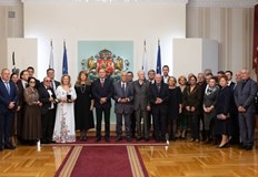 Сред отличените са художникът Емил Стойчев проф Иван Маразов и