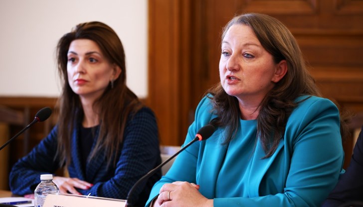 Парламентарната комисия по труда отхвърли идеята за отпадането им