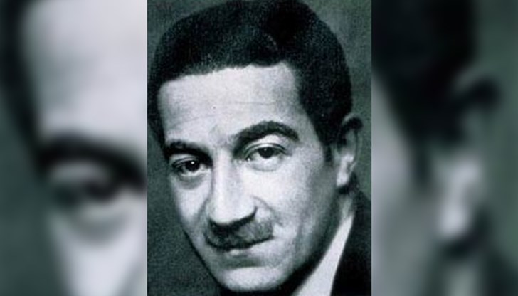 Писателят е роден в Русе през 1895 година