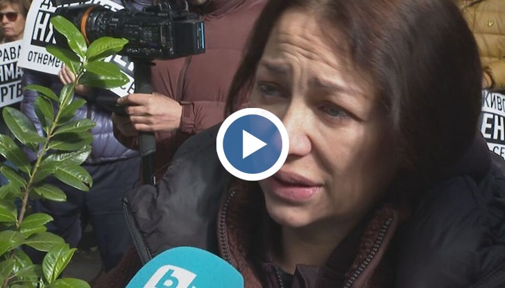 Пореден протест "Справедливост за Ангел" се проведе пред клиниката, в която почина детето