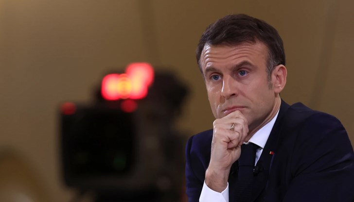 Крайната десница във Франция настоява за нови избори след поредната оставка