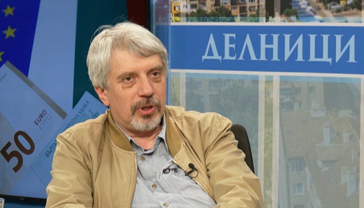 Математикът предупреди за криза на демокрацията след раздробяването на общинския съвет с 14 партии Математикът предупреди за криза на демокрацията след раздробяването на общинския съвет с 14 партии