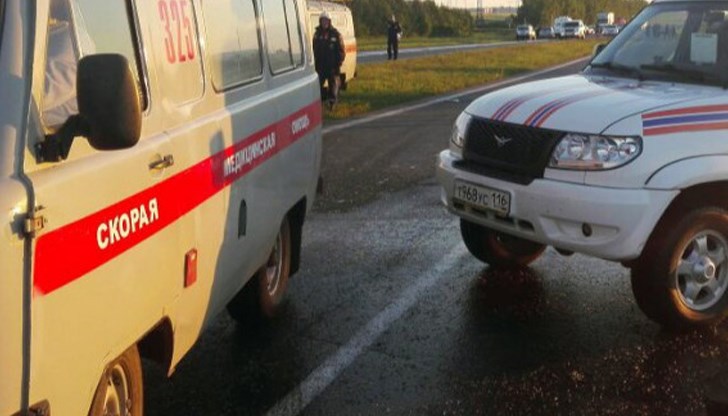 Една от версиите е, че смъртта на издателя е настъпила в резултат на самоубийство Една от версиите е, че смъртта на издателя е настъпила в резултат на самоубийство