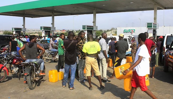 Къде по света литър гориво струва по-малко от бутилка вода Къде по света литър гориво струва по-малко от бутилка вода