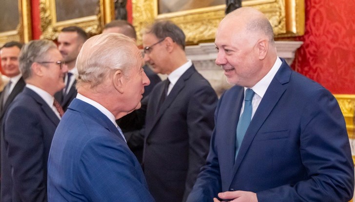 Двамата разговаряха по време на кралския прием за Срещата на върха на Берлинския процес