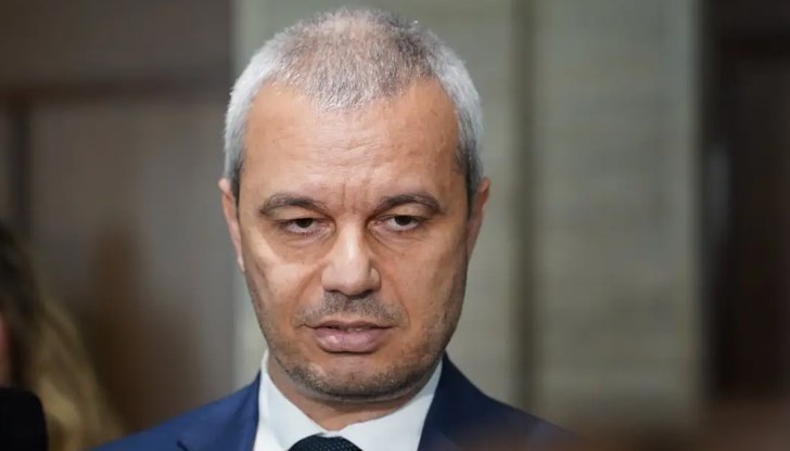 Лидерът на партия "Възраждане" трябва да плати 8000 лева на журналиста Васил Иванов