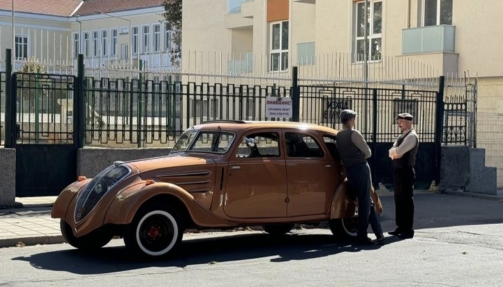 Центърът на Русе отново се превръща в снимачна площадка на филма "Вечерна сватба" Центърът на Русе отново се превръща в снимачна площадка на филма "Вечерна сватба"
