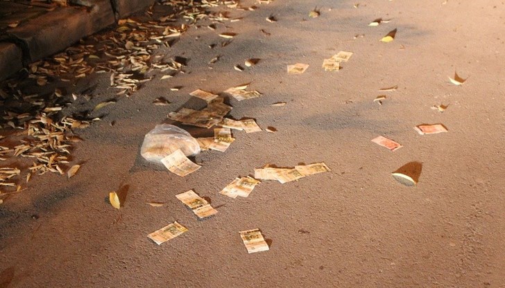 У апашите са намерени пари, златни накити и мобилни телефони