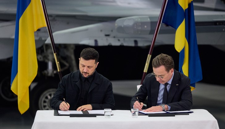 Киев очаква да придобие не по-малко от 100 нови изтребителя