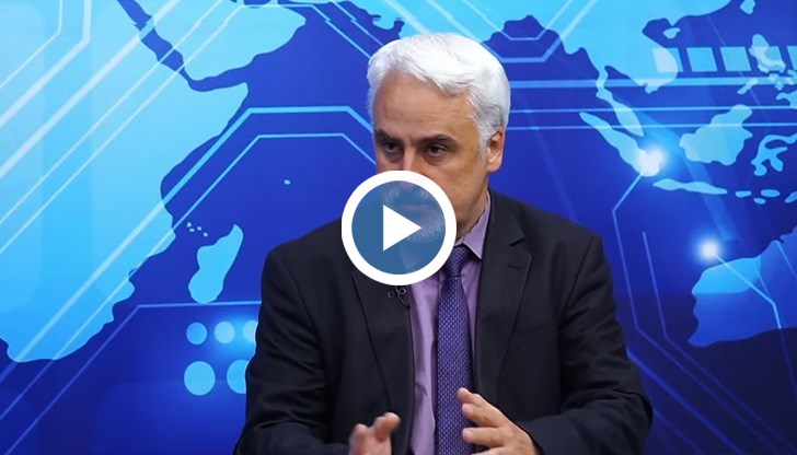 Юристът предупреждава, че скандалните текстове за затвор на журналисти може да бъдат "промушени" в други закони