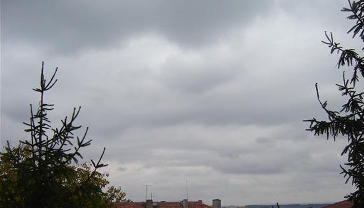 Температурите ще достигнат до 23 градуса, но над планините се очакват слаби валежи