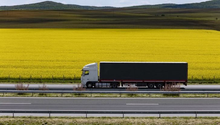 Функцията работи от 15 октомври и вече са наложени санкции на стотици претоварени тирове