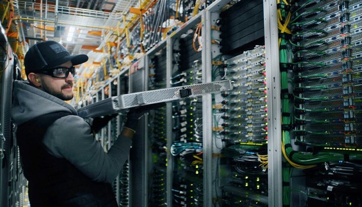 Проблем с DNS в център в Северна Вирджиния е причинил прекъсването