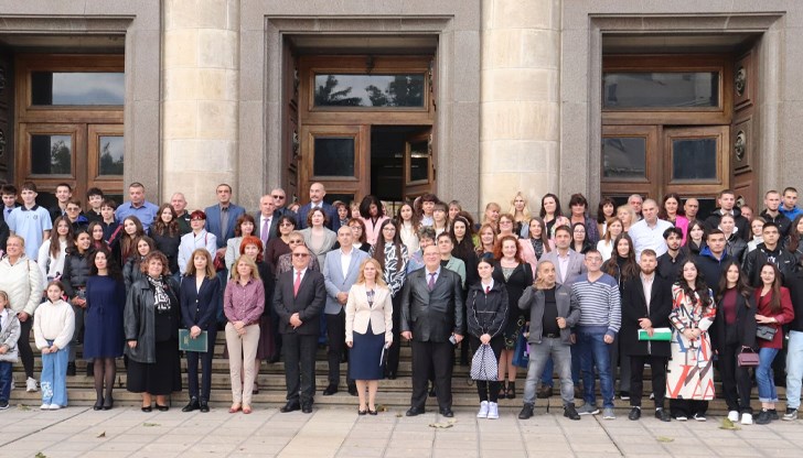 Ден на отворените врати събра граждани в историческата сграда