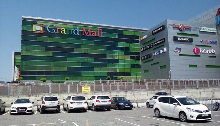 Униформени и цивилни служители ще следят за кражби от непълнолетни